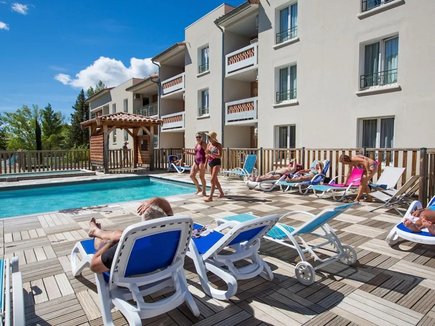 Well-kept Apartment in a Pleasant Town in the Provençe