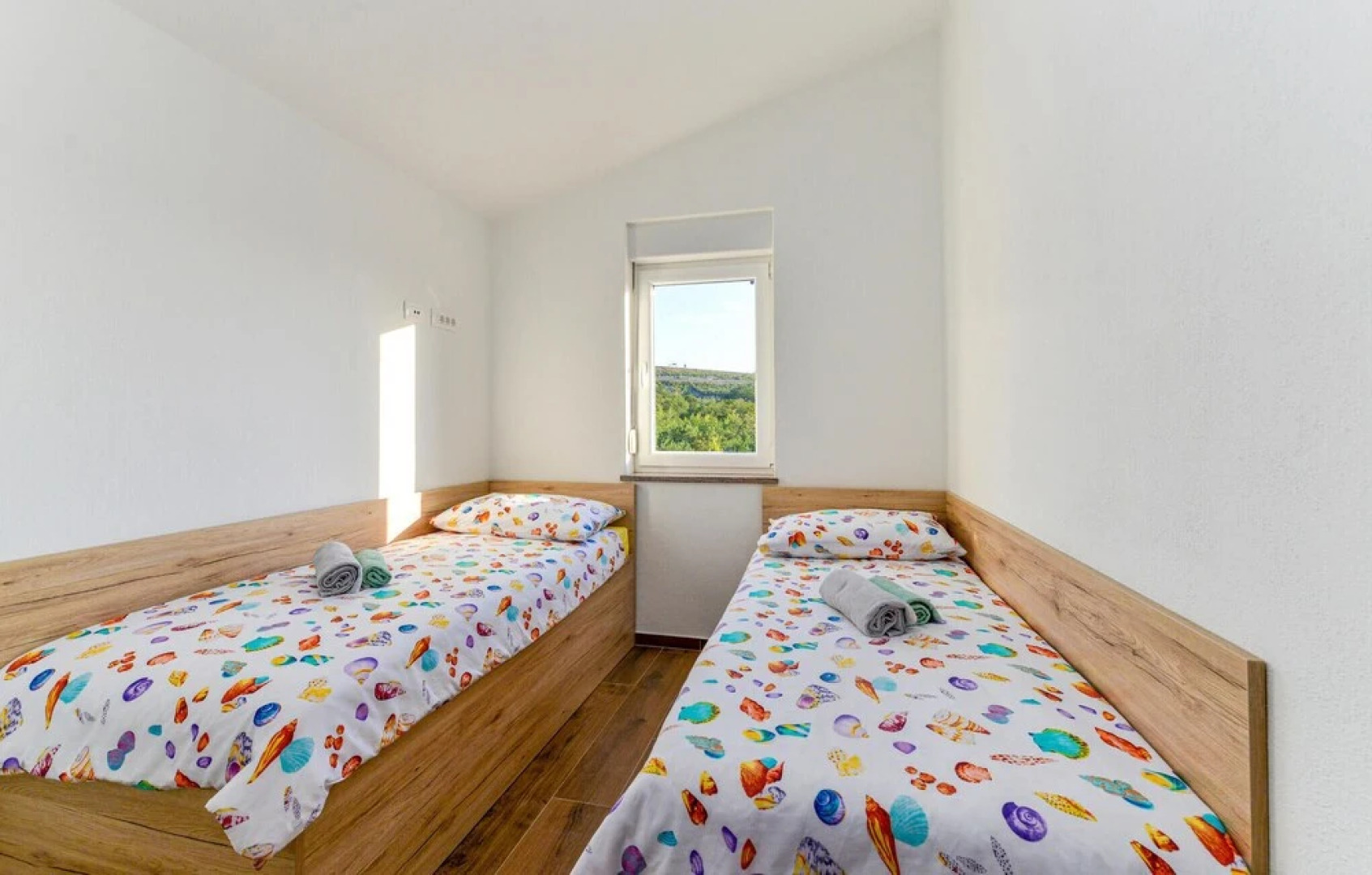 Nice Home in Rovanjska With 4 Bedrooms, Wifi and Outdoor Swimming Pool