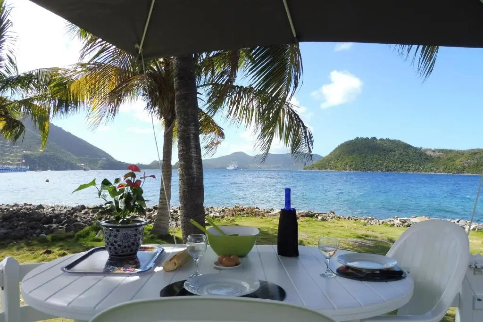 Bungalow Anolis Face a la Mer a 2 Min de la Plage.