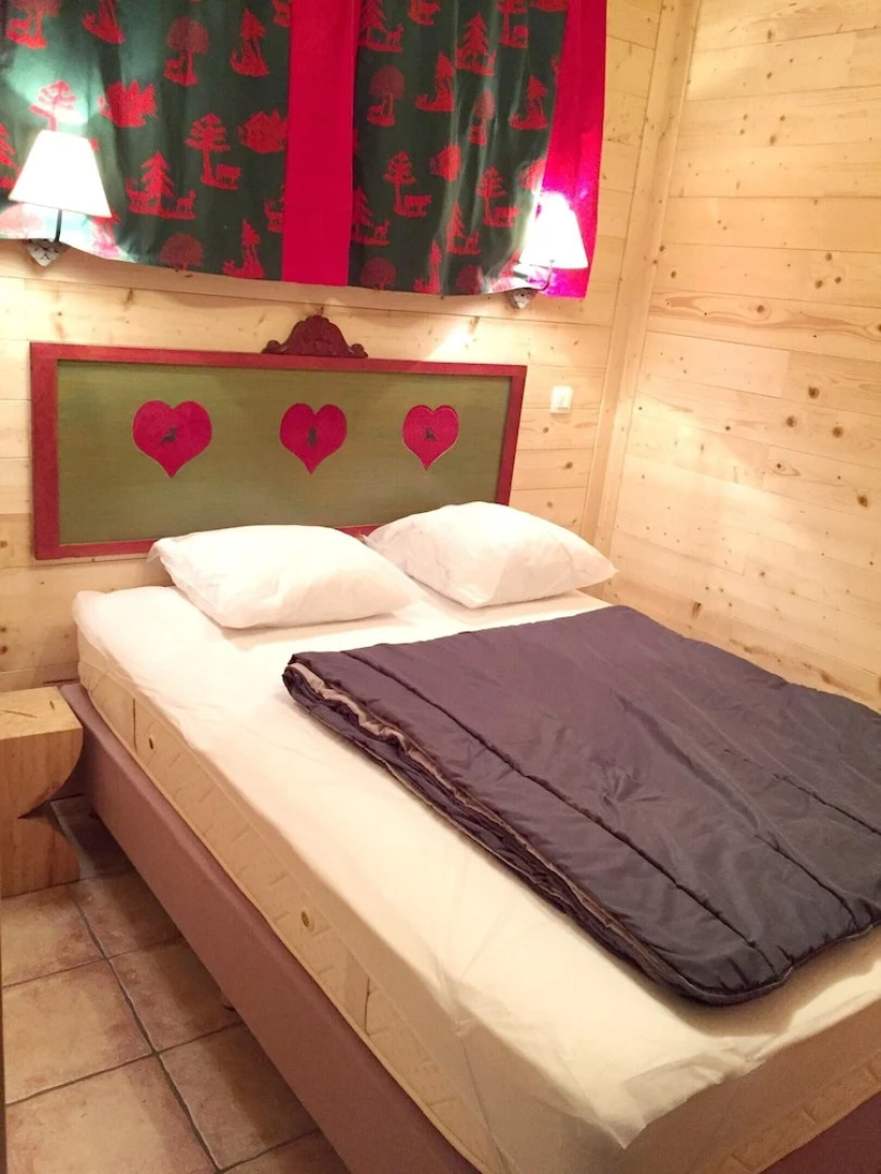 Apartment with 4 Bedrooms in Crest-Voland, with Wonderful Mountain View, Furnished Terrace And Wifi - 90 M From the Slopes