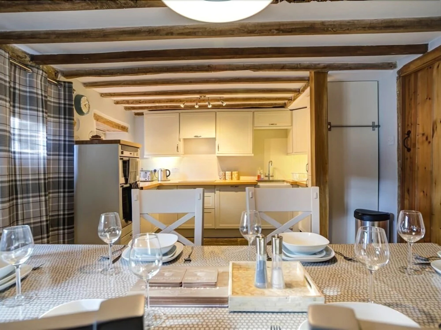 Hollytree Cottage, Chipping Norton