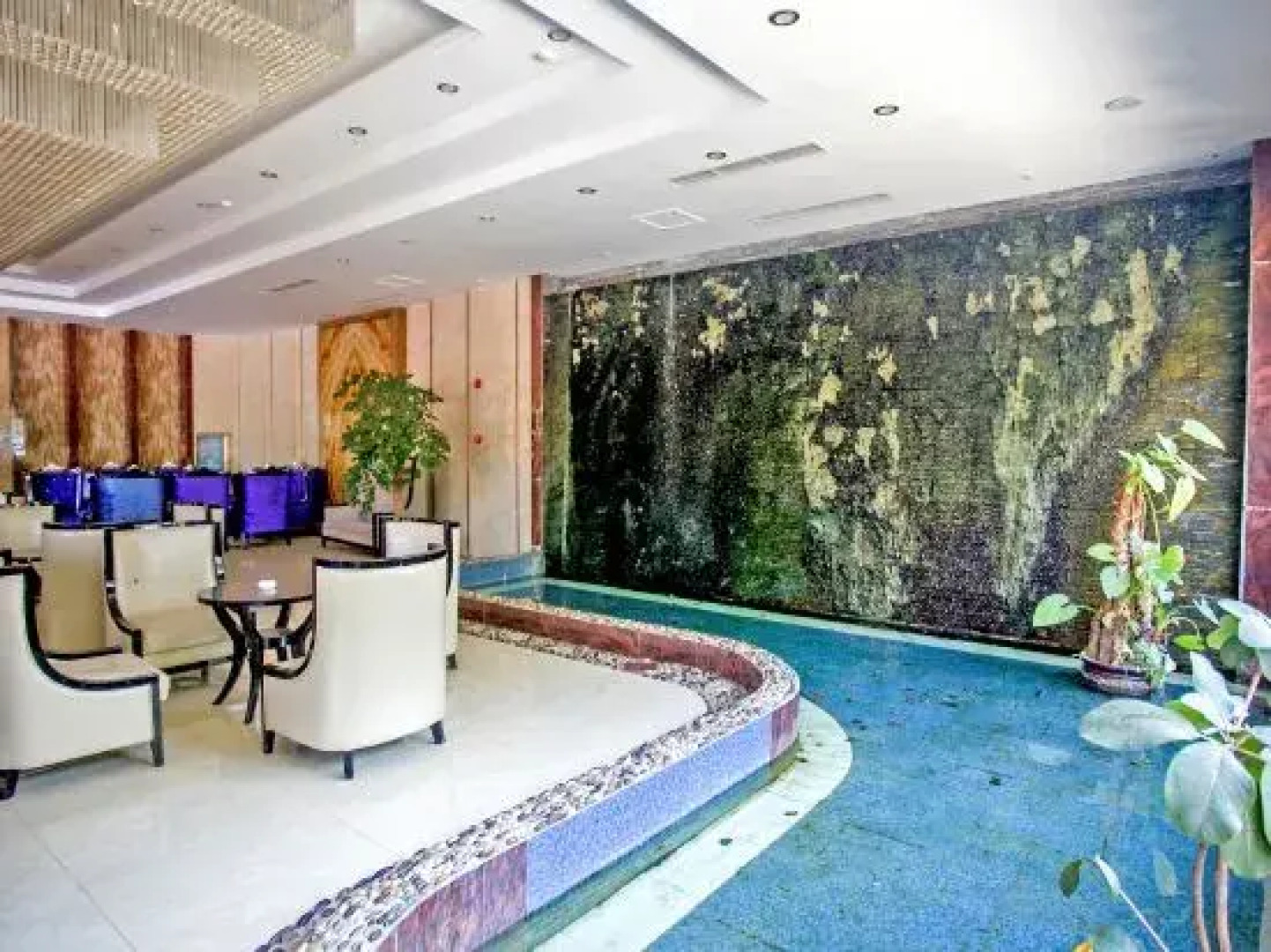 Qiubei Chuanyu Hotel