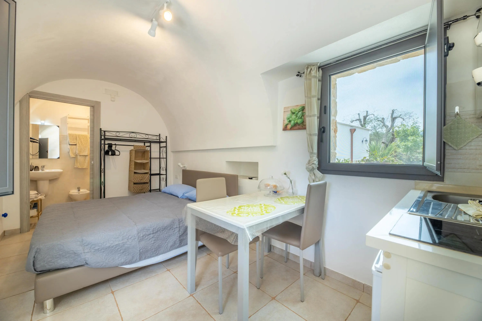 Trullo Coccinella in San Michele Salentino