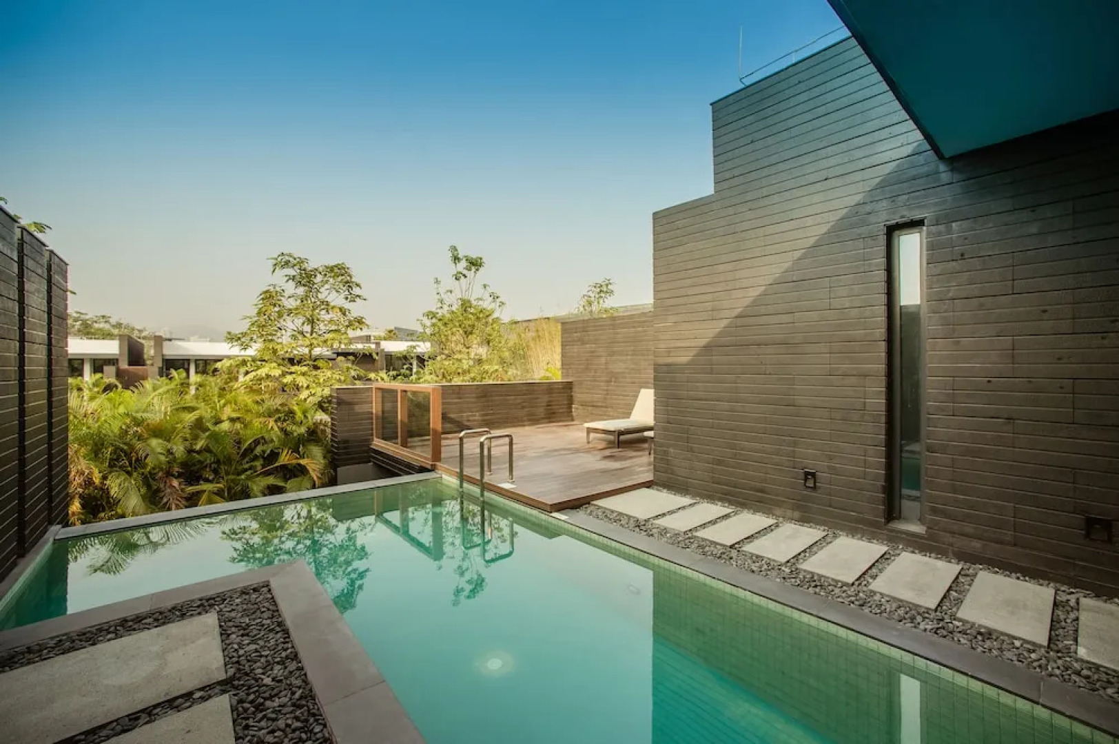 Bay Breeze Resort Shenzhen