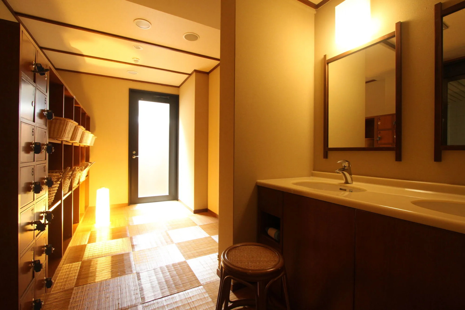 Sarusawaike Yoshidaya