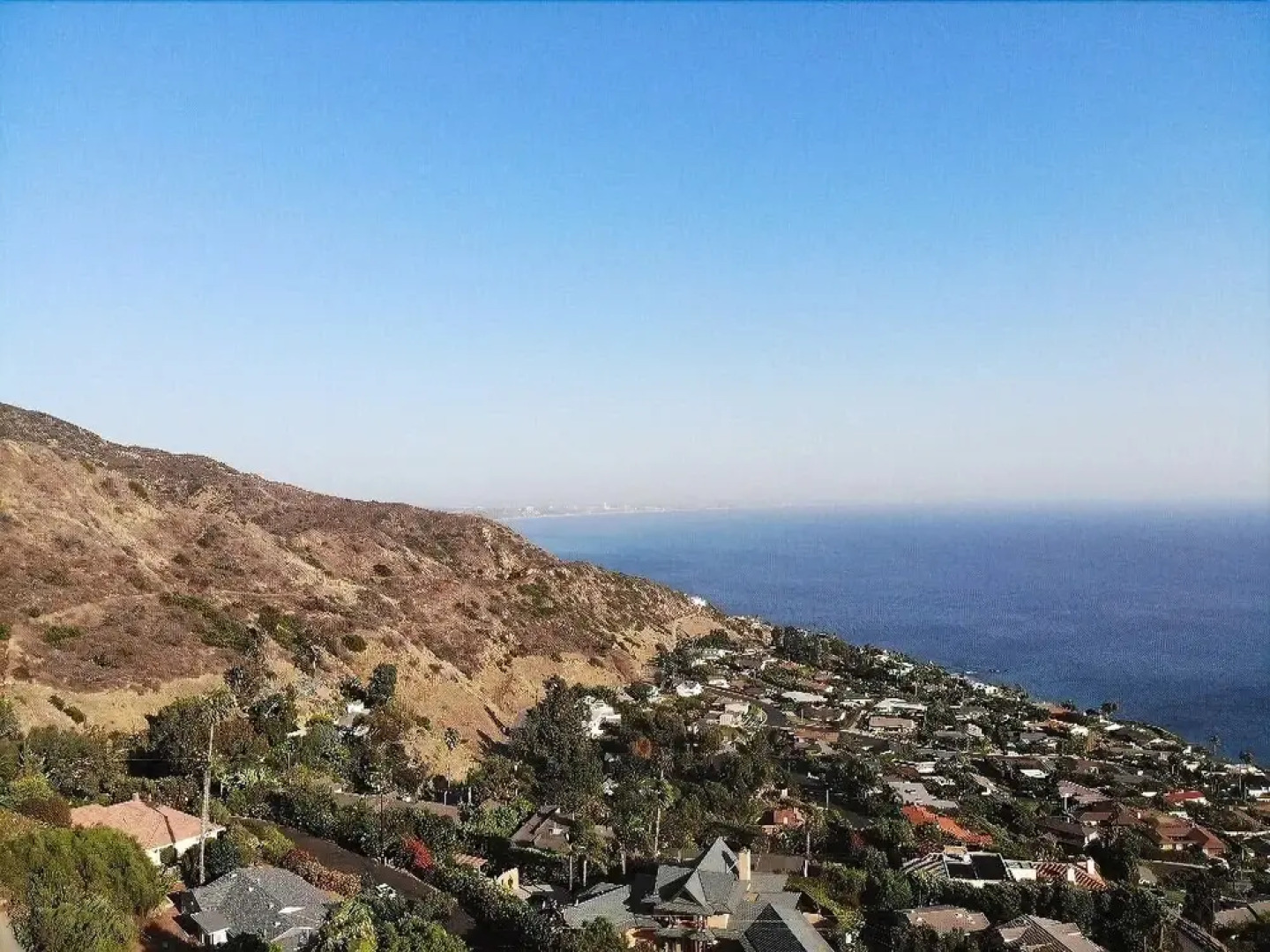 Piedra by AvantStay | Malibu Oasis w/ Patio & Spa