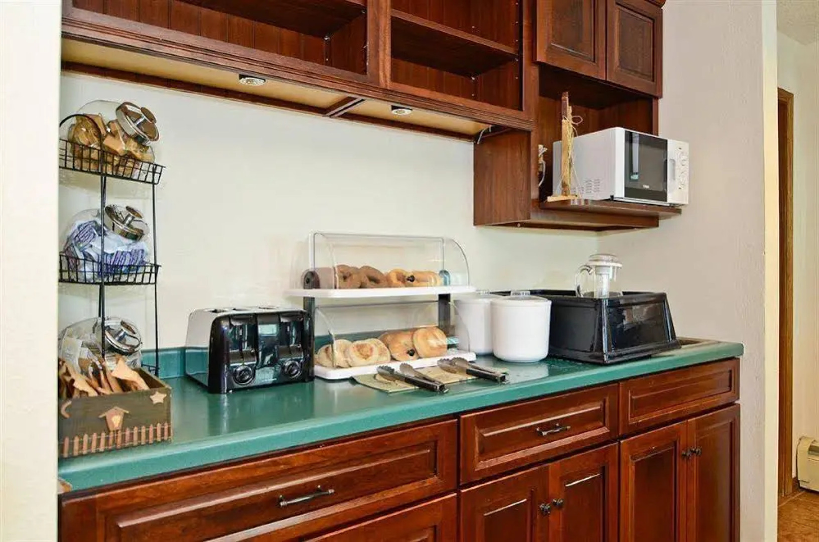 Super 8 Hayward Wisconsin