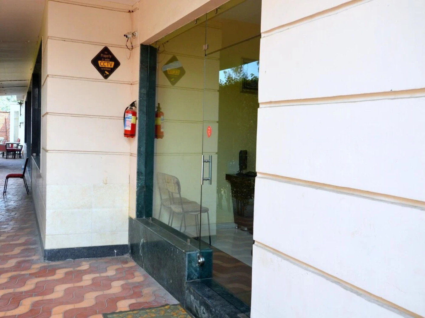 OYO 2376 Bellevue Hotel