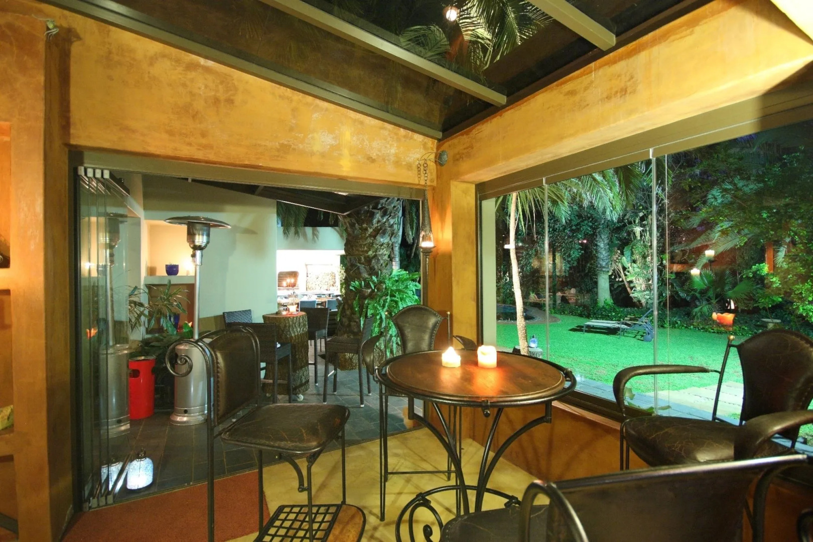 African Rock Hotel & Spa, a "Boutique Lifestyle Resort"