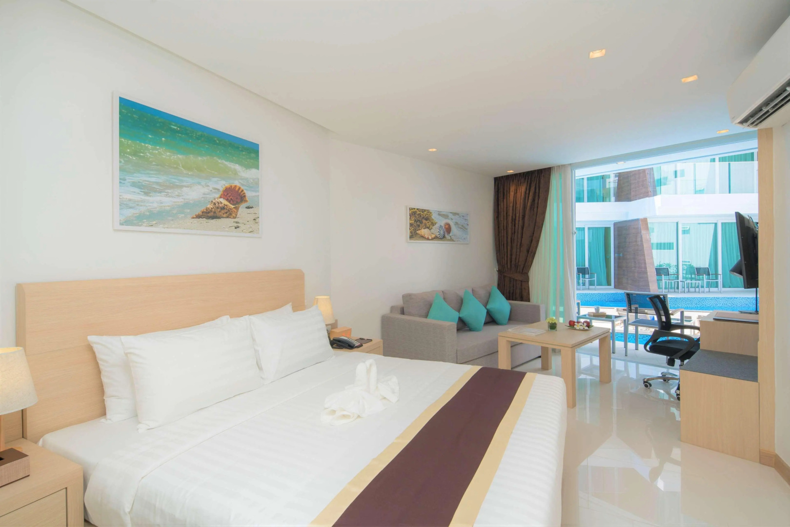 The Beachfront Hotel Phuket