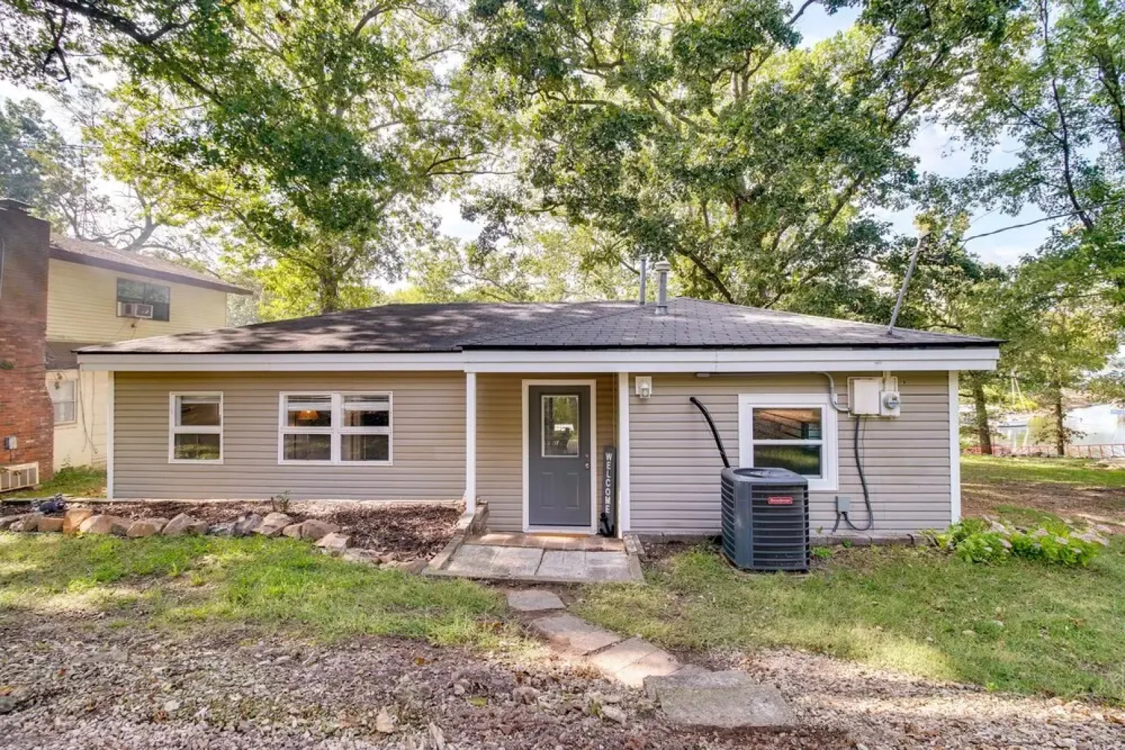 Deck + Dock Access: Lakefront Grove Cabin!