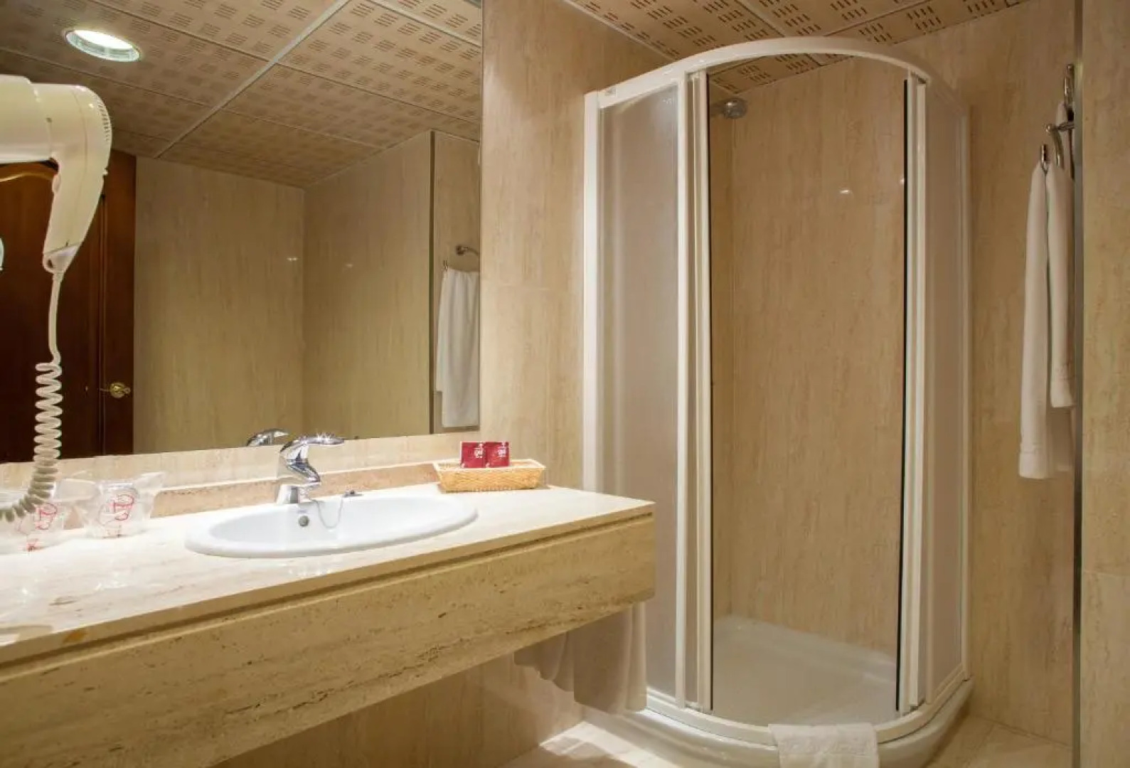 Hotel Villa De Almazan