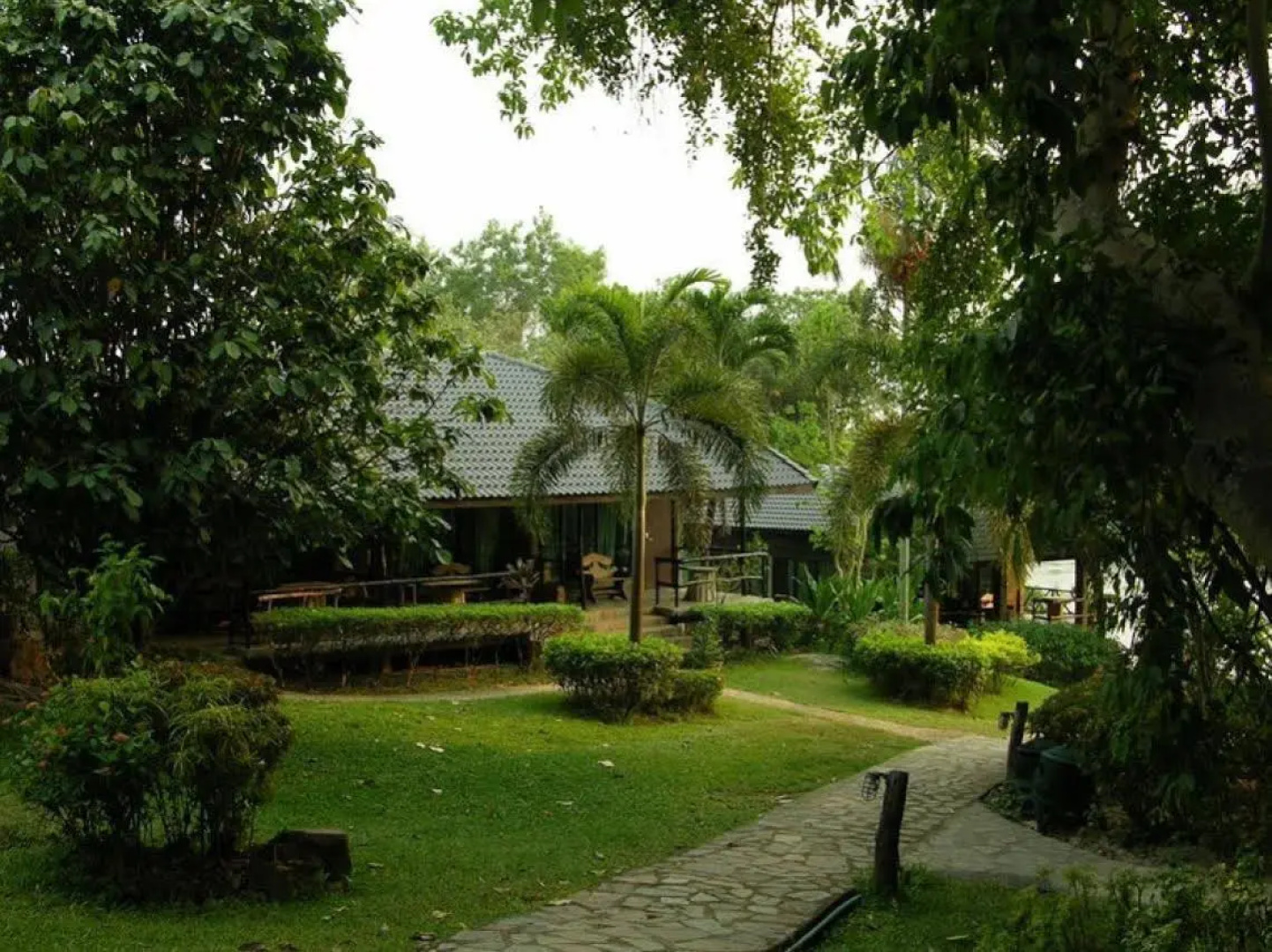 River Kwai Botanic Delight Resort