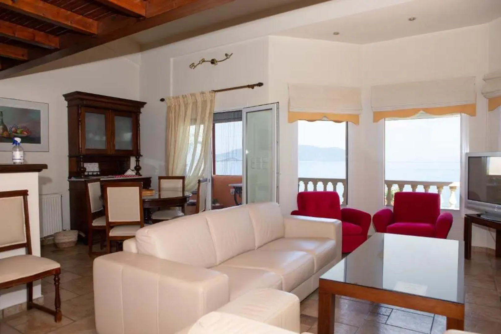 Pampas Seafront villa, 6 bedrooms, North Evvoia