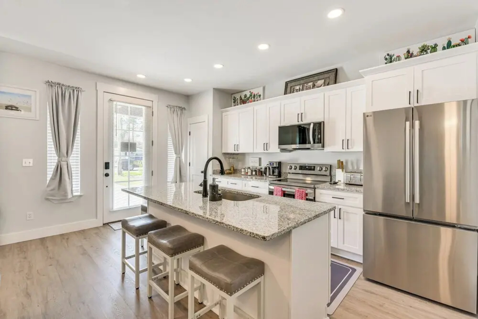 2 Mi to Gulf: Home w/ Sauna, Garden in Panama City