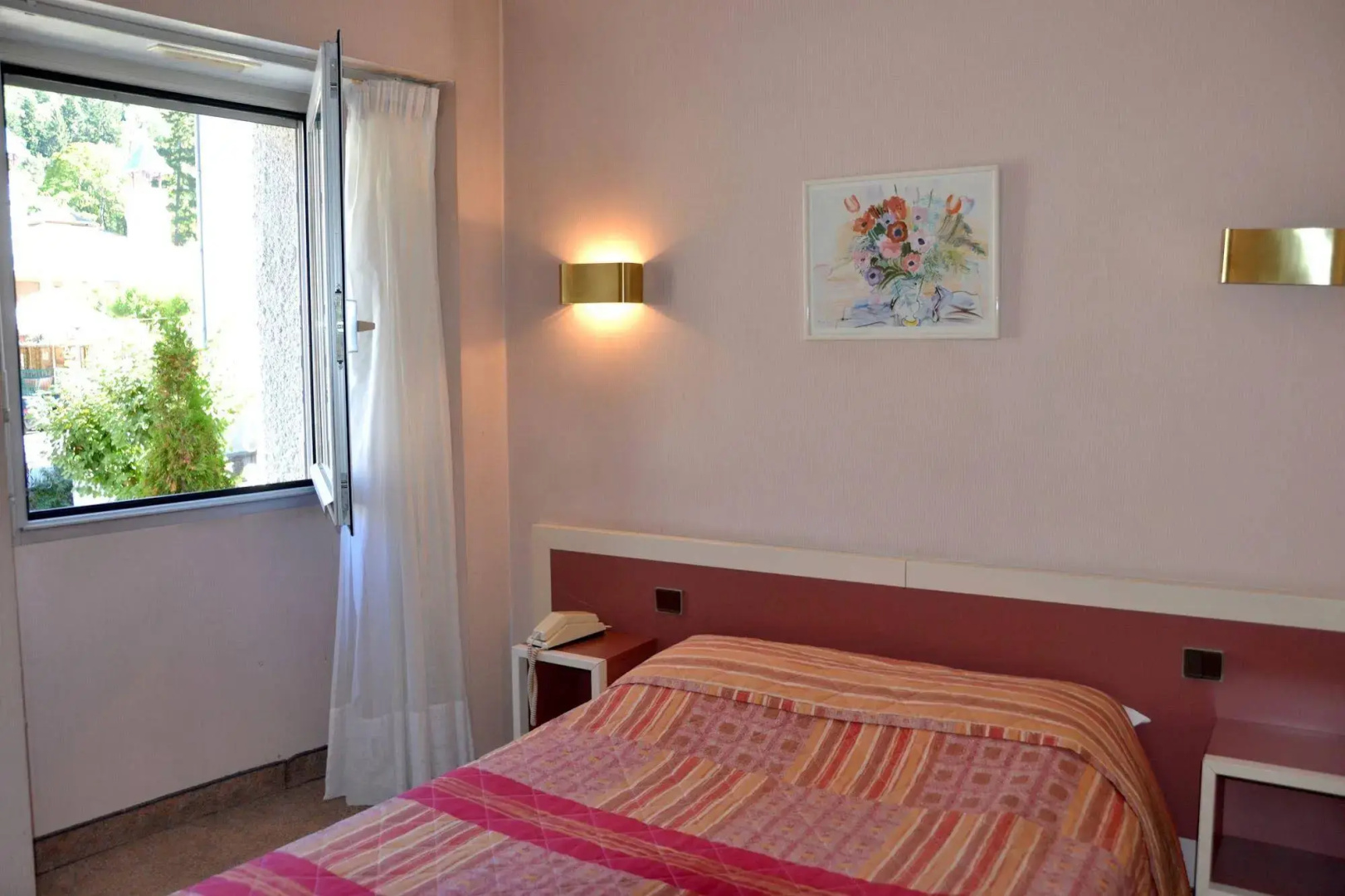 Logis Hotel Lauzeraie