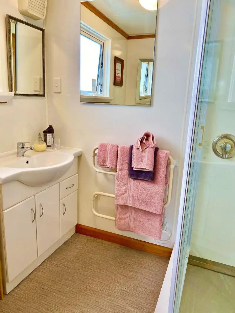 Ah House Nelson City B&B