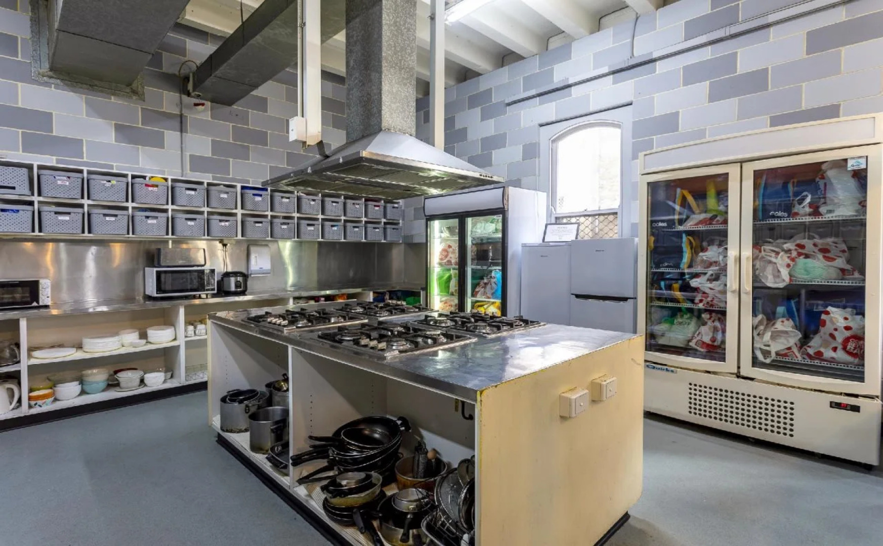 Adelaides Shakespeare Backpackers International Hostel