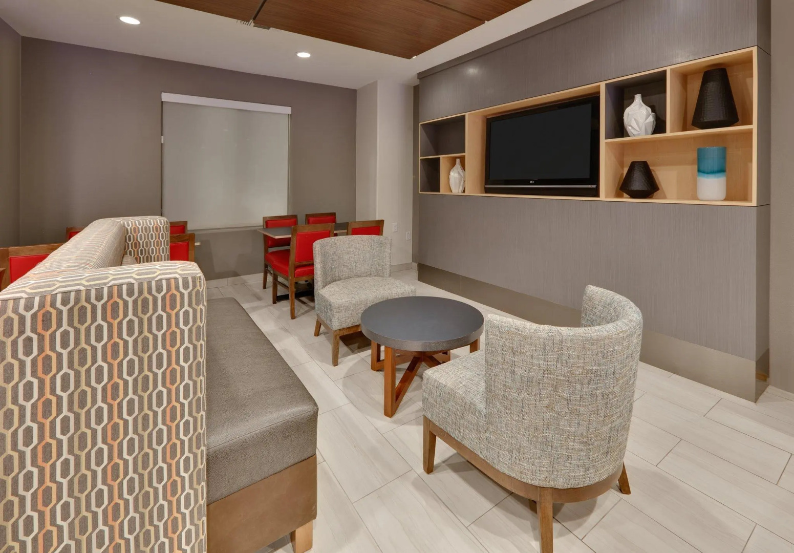 Holiday Inn Express Hotel & Suites Dallas - Duncanville by IHG