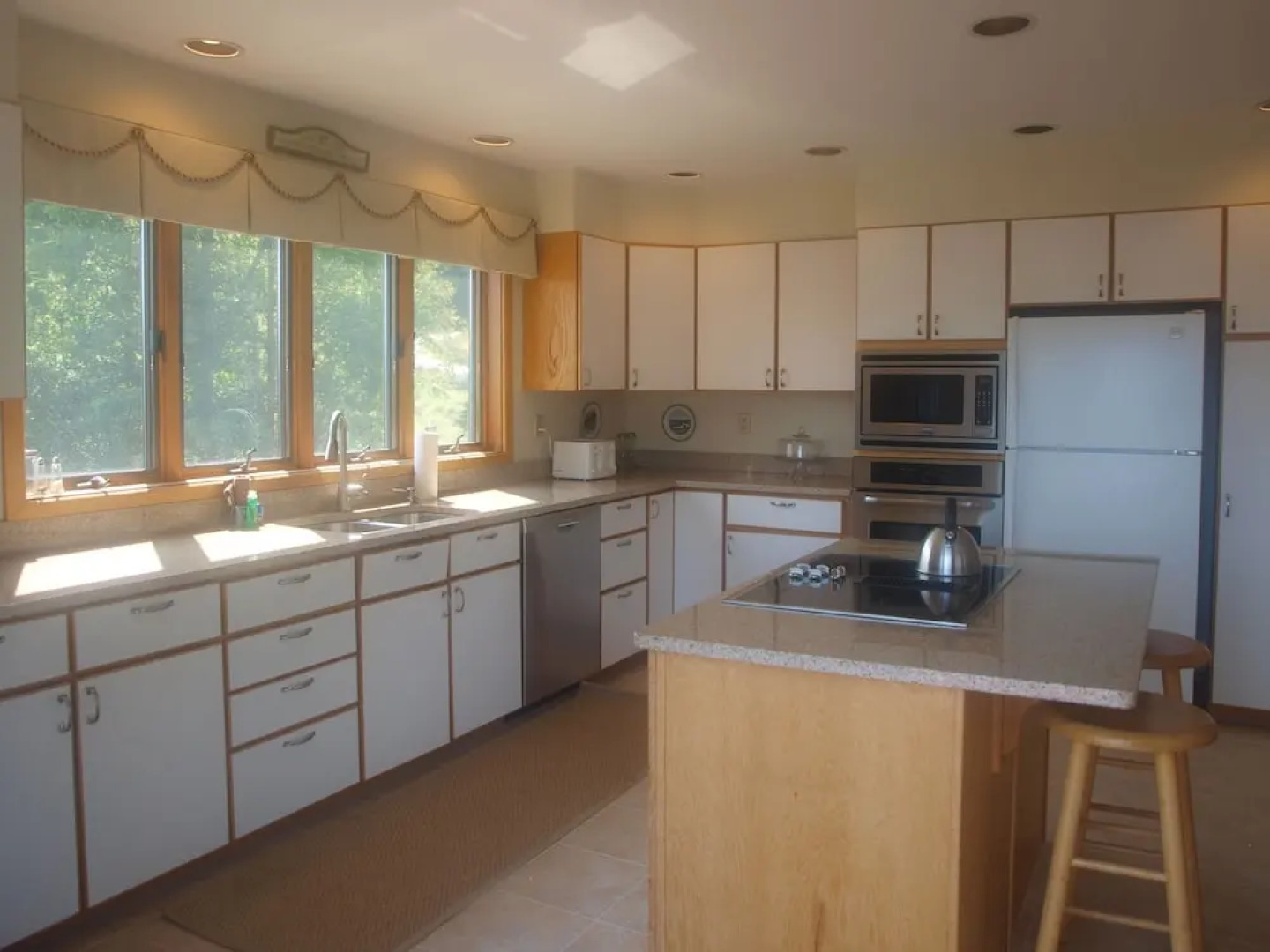 The Mountain Top Inn & Resort