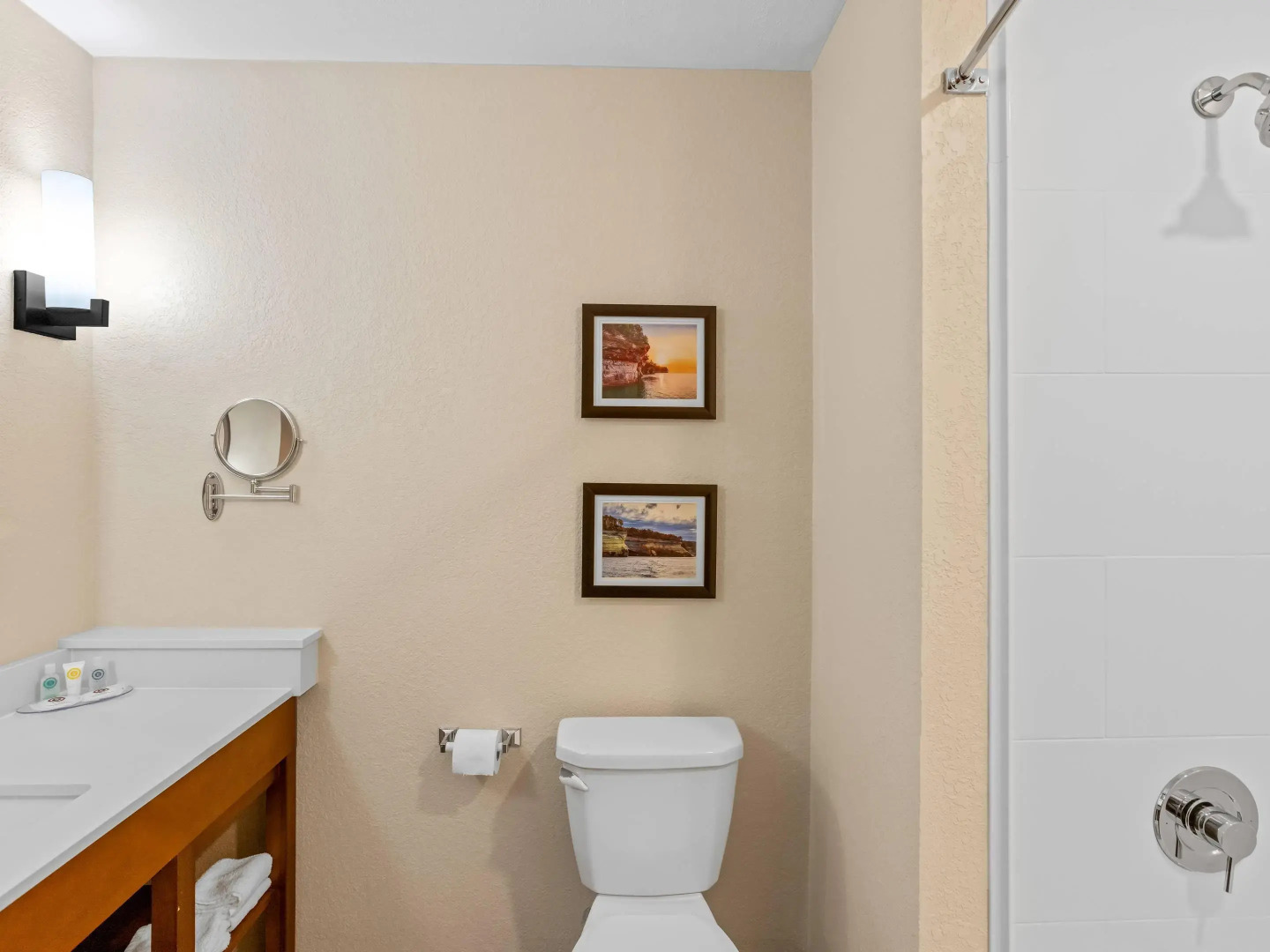 Comfort Inn & Suites Munising-Lakefront