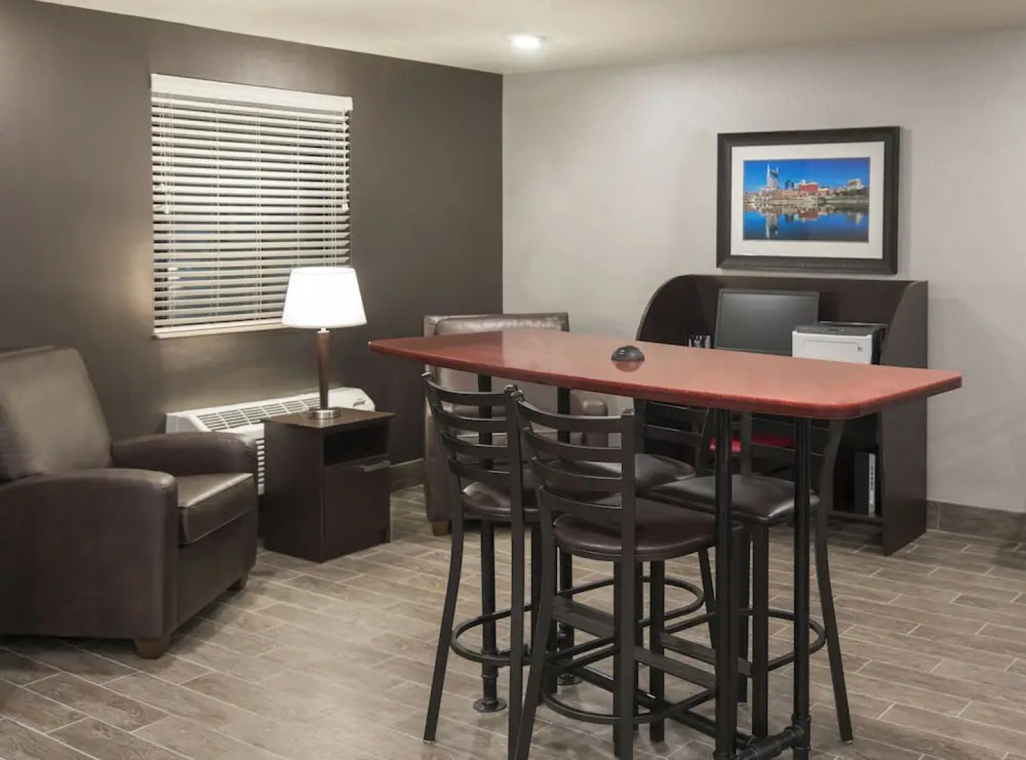 My Place Hotel-East Moline/Quad Cities, IL