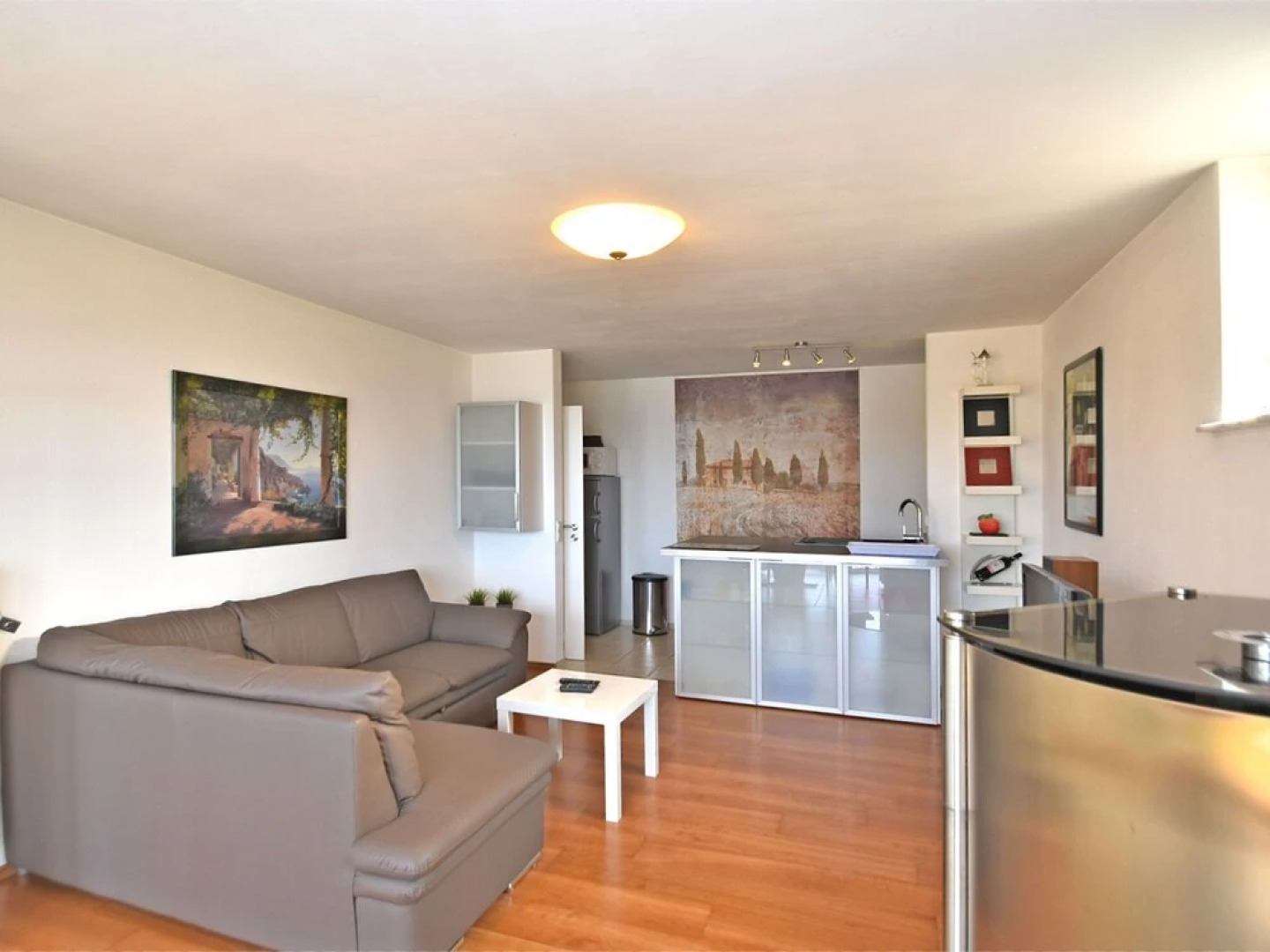 Large Holiday Home Consisting of Two Units with a Nice View of the Edersee