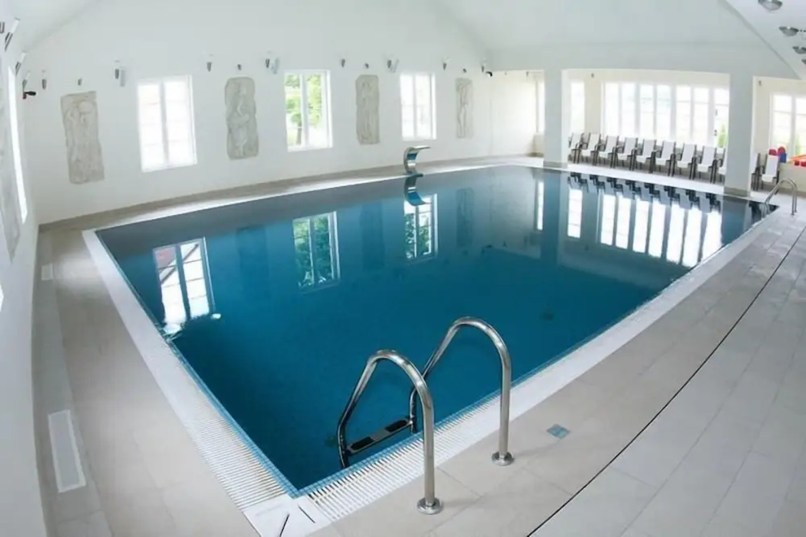 Hotel Sobienie Krolewskie