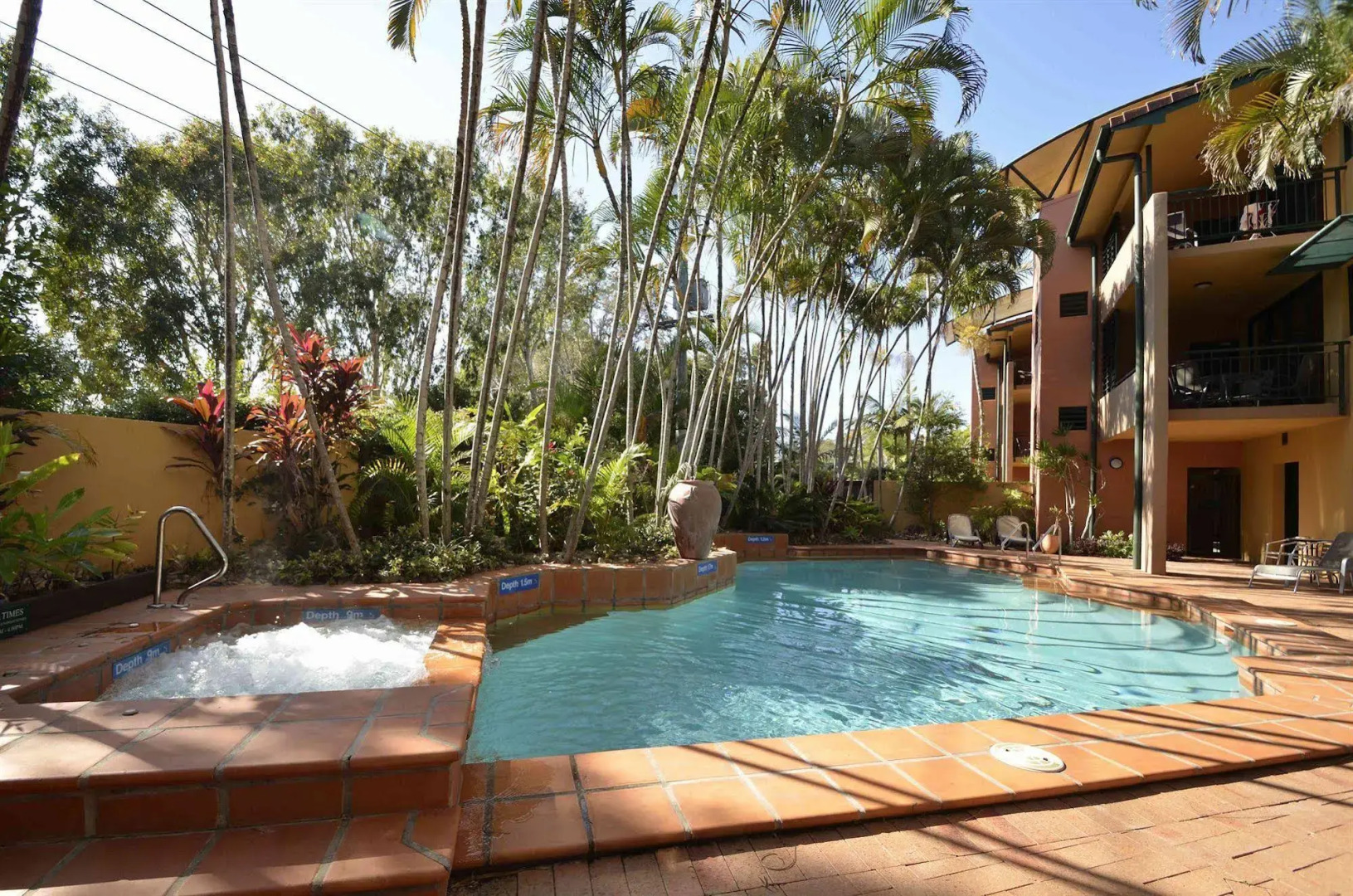 Bermuda Villas Hotel