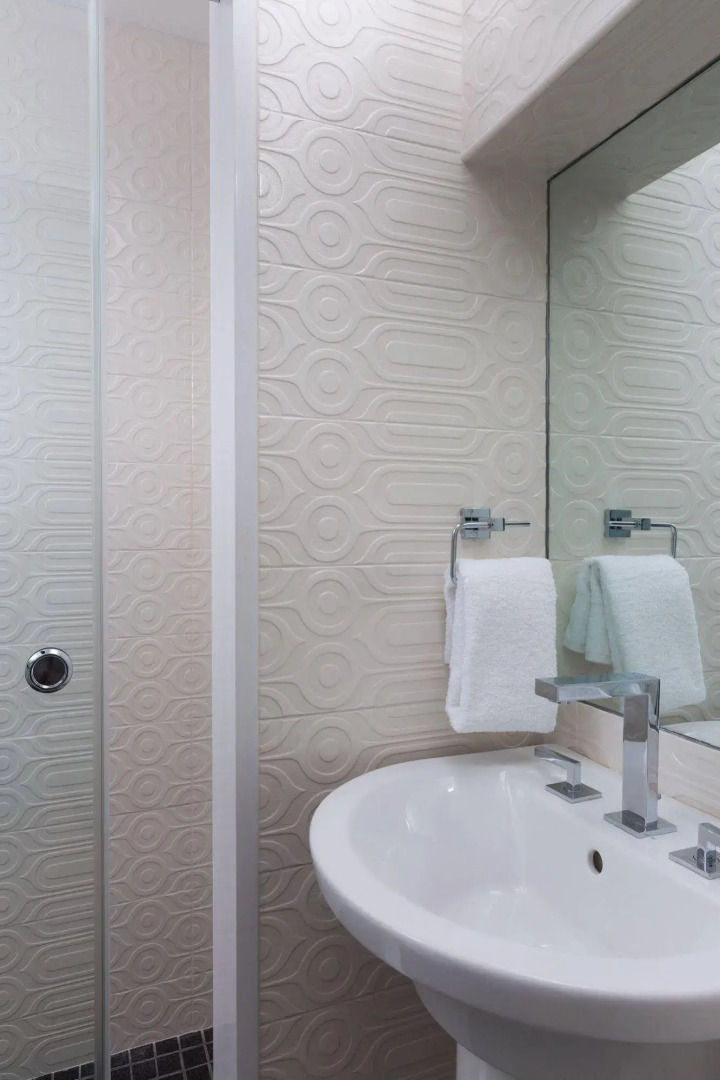 The Sydney, The Edgartown Collection