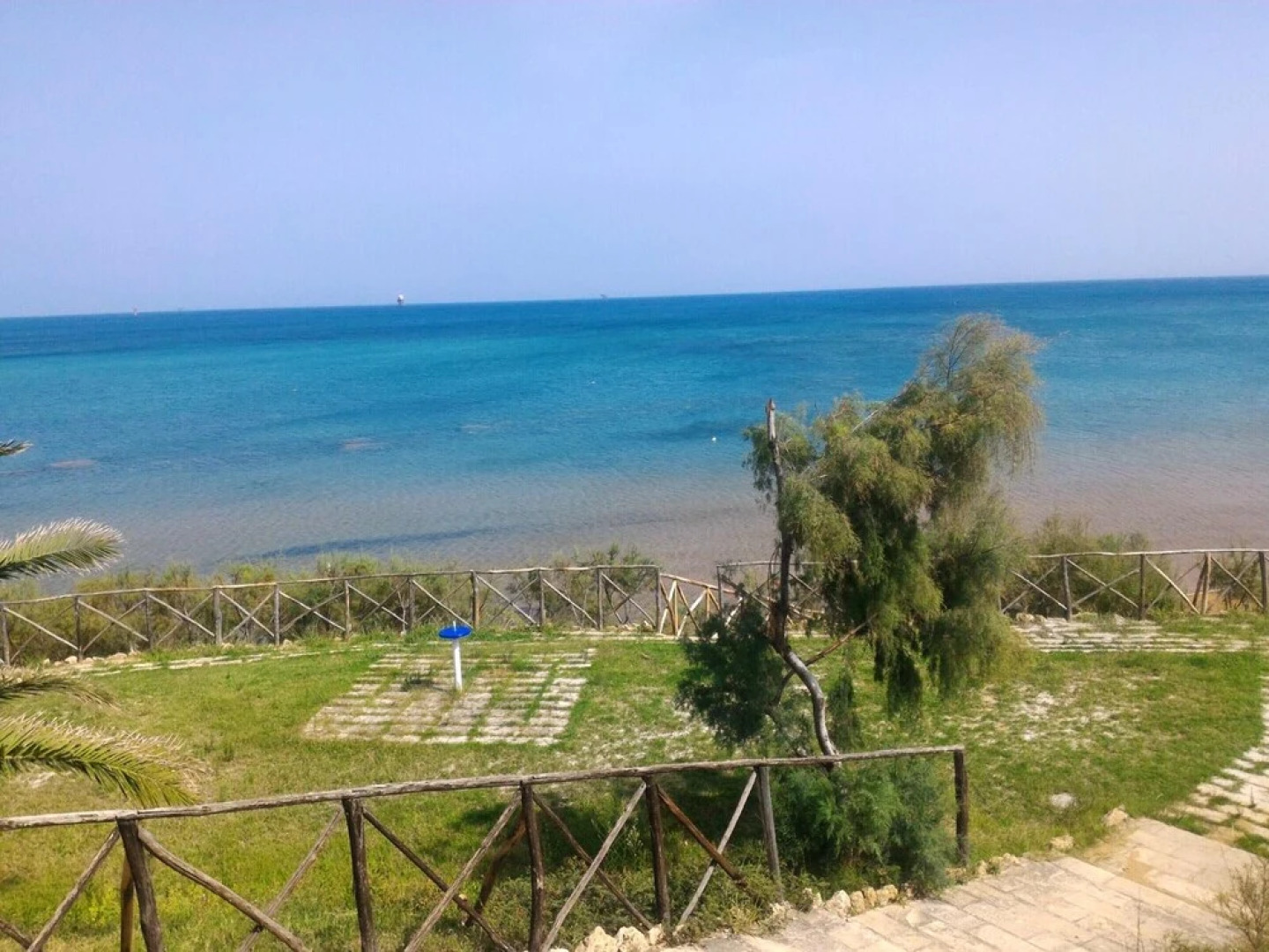 House With one Bedroom in Crotone, With Wonderful sea View, Shared Pool, Furnished Terrace Near the Beach