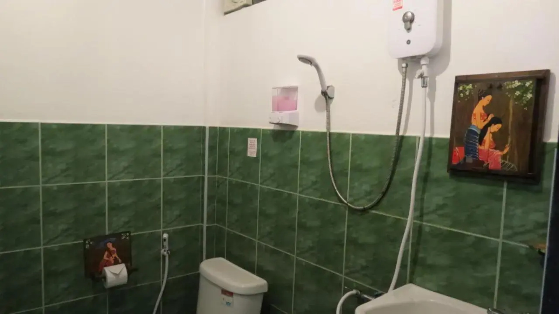 Happy Days Guest House