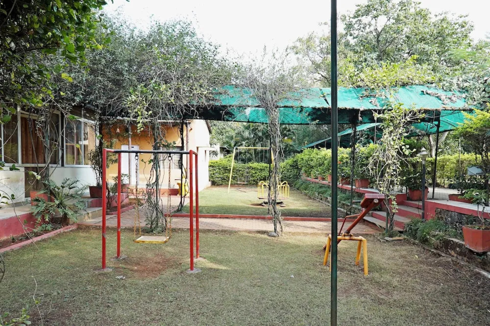 OYO 23383 Sai Holiday Resorts