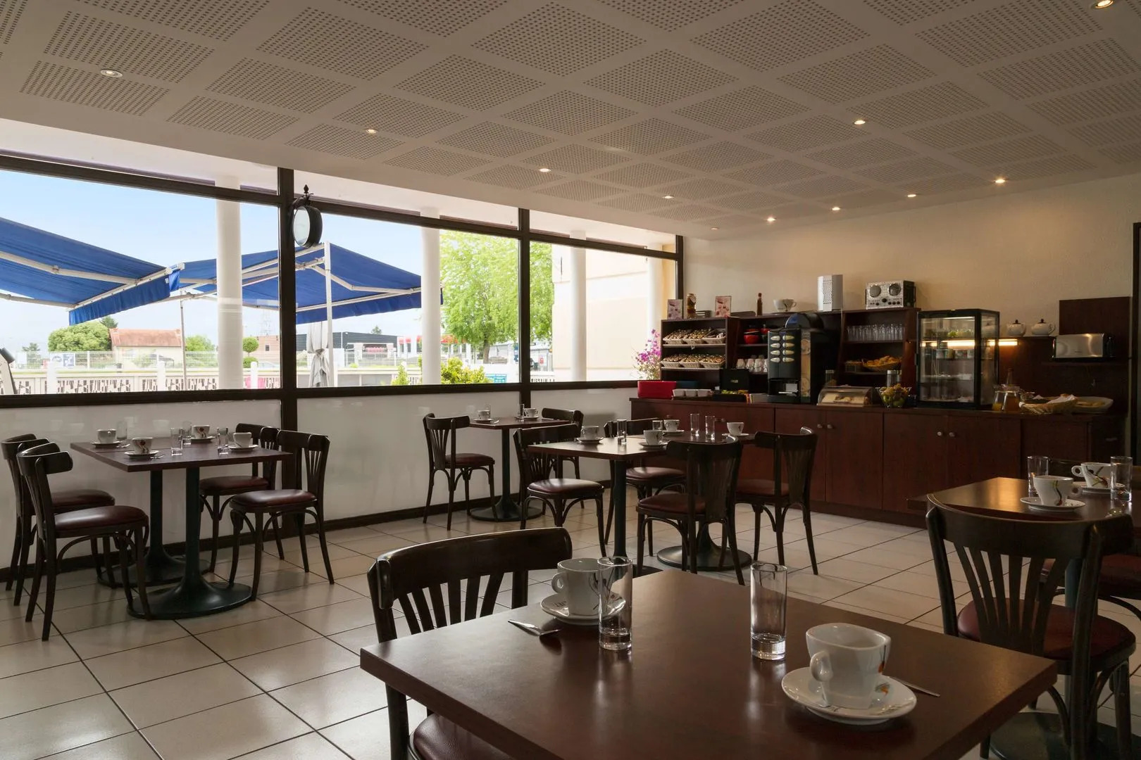 The Originals City, Hôtel Hélios