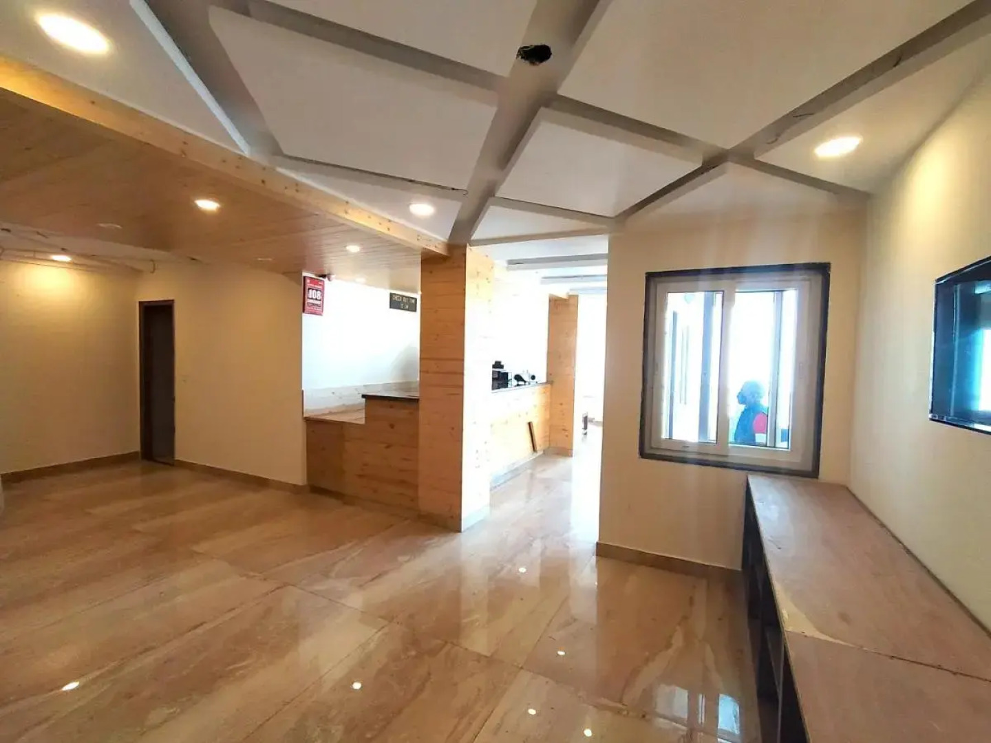 Hotel Samrat - On Mall Road