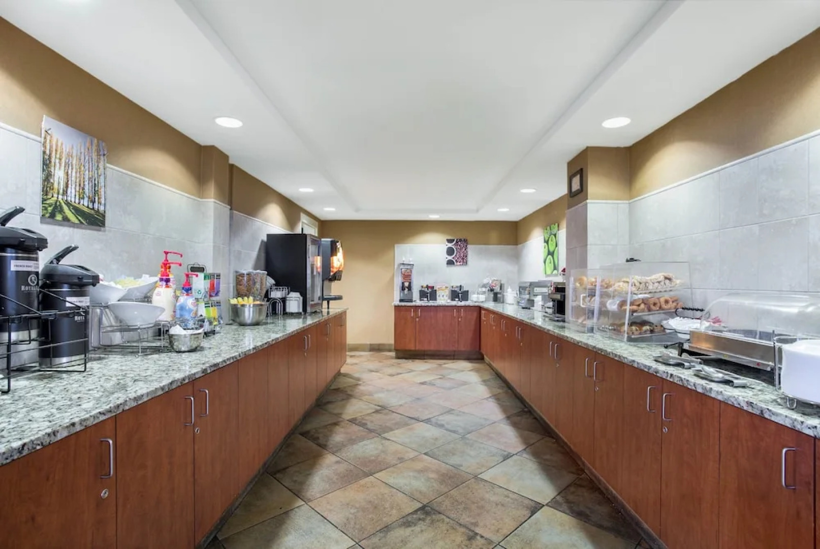 Hampton Inn Manchester Downtown, Nh