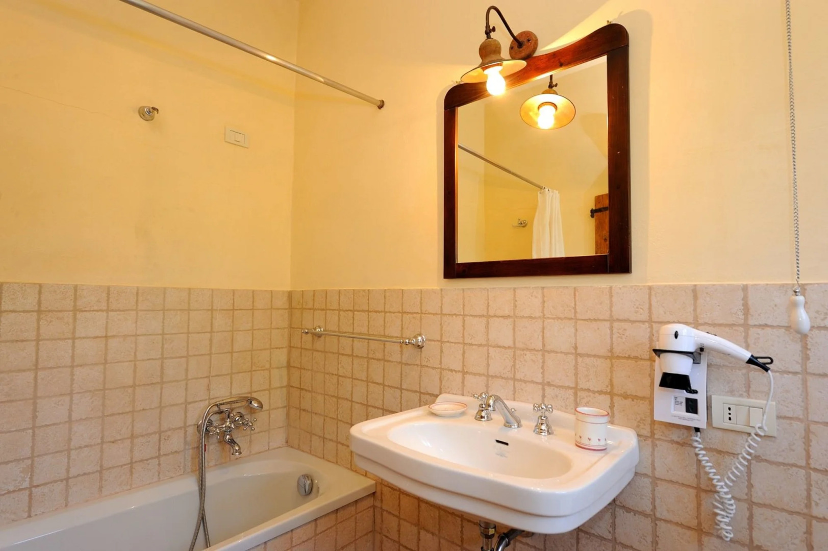 Tombolina Relais - Antico Casolare