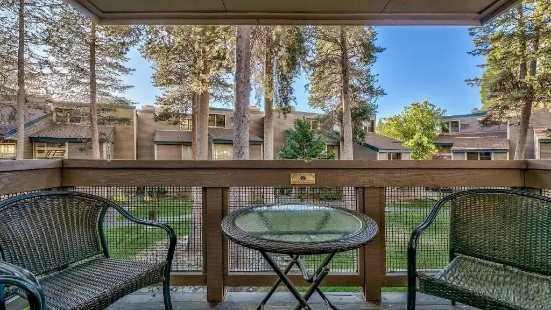 Aston Lakeland Village Beach & Mountain Resort