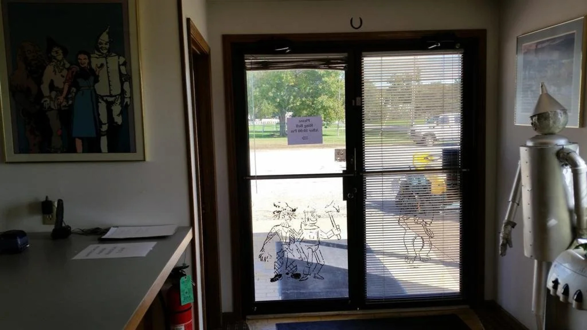 Land Of Ahs Motor Inn