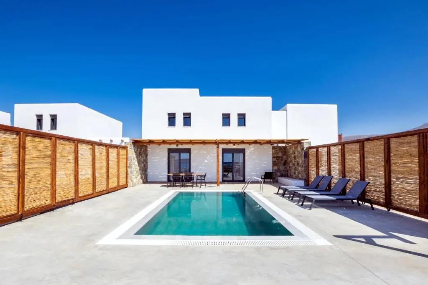 Cato Agro 2, Seafront Villa with Private Pool