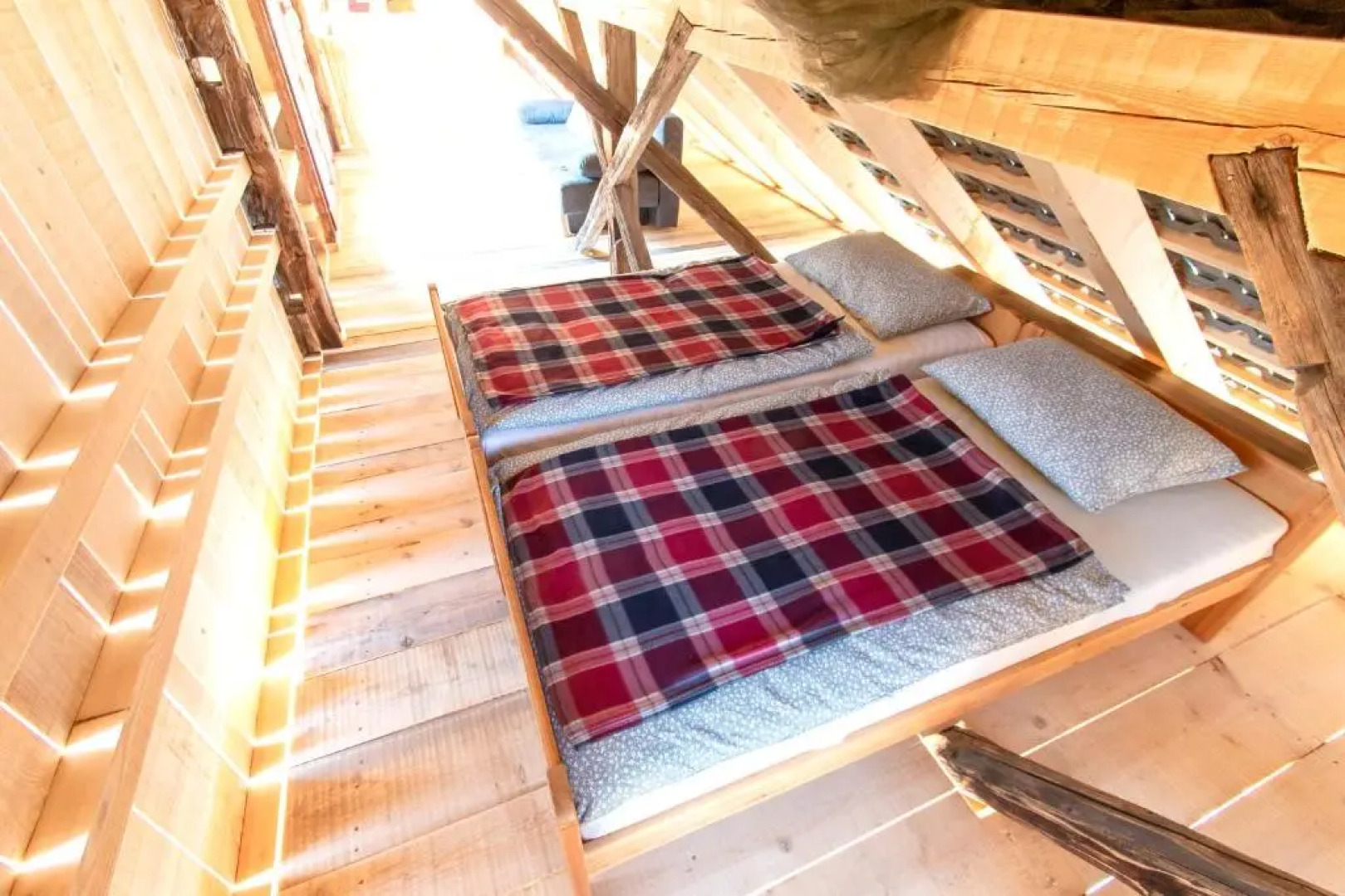 Glamping - Hayrack Vesel