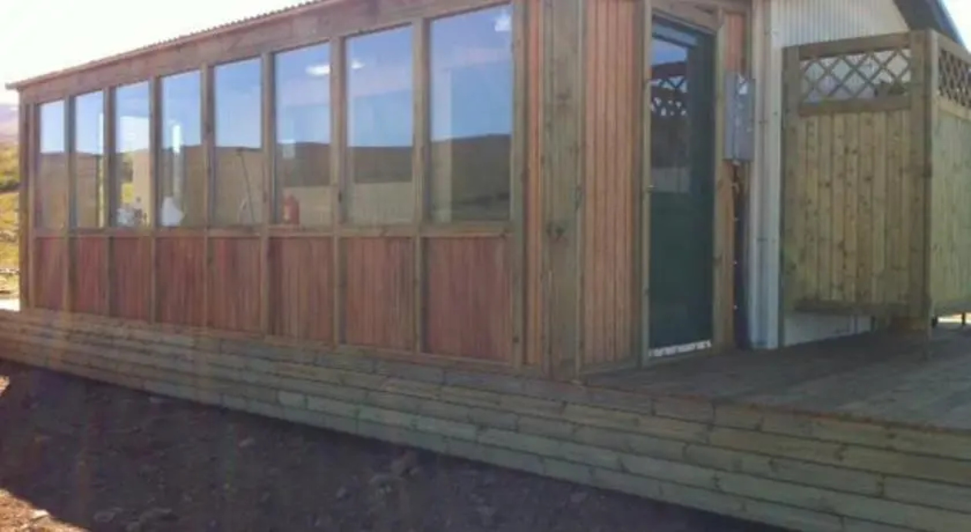 Lax-á Middalsá River Cottage