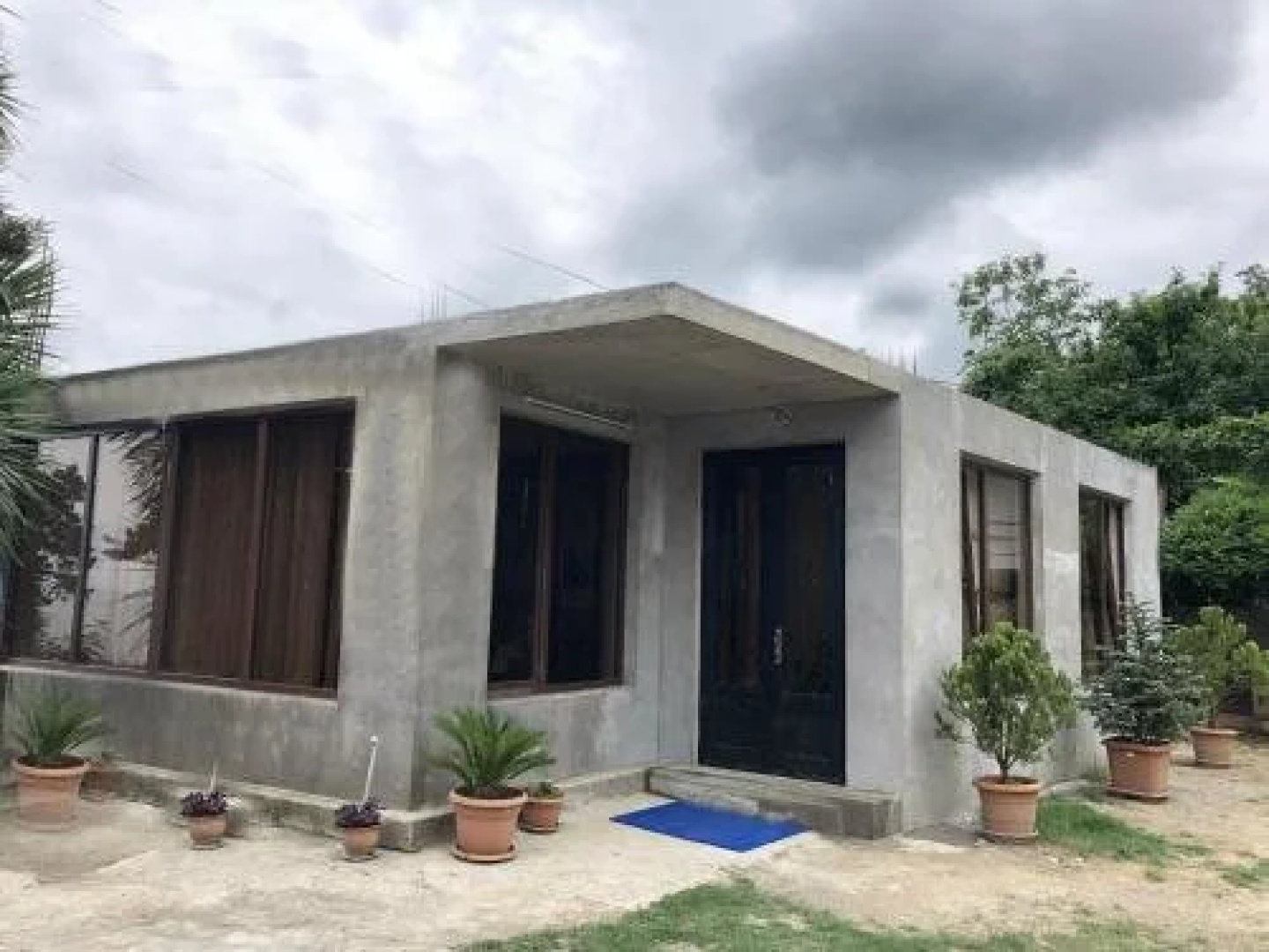 Zura's Guest House