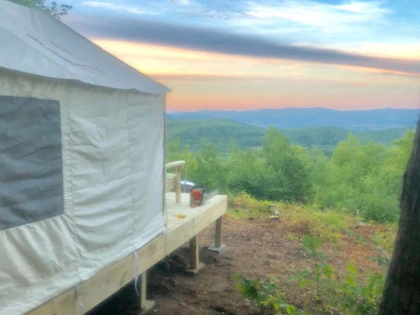 Tentrr - the Look Out at Chill Hill