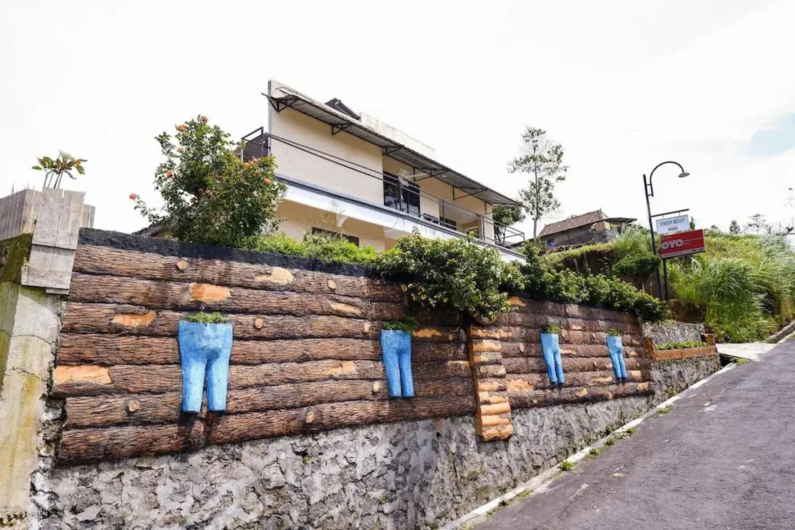 OYO 2290 Pondok Merapi Selo