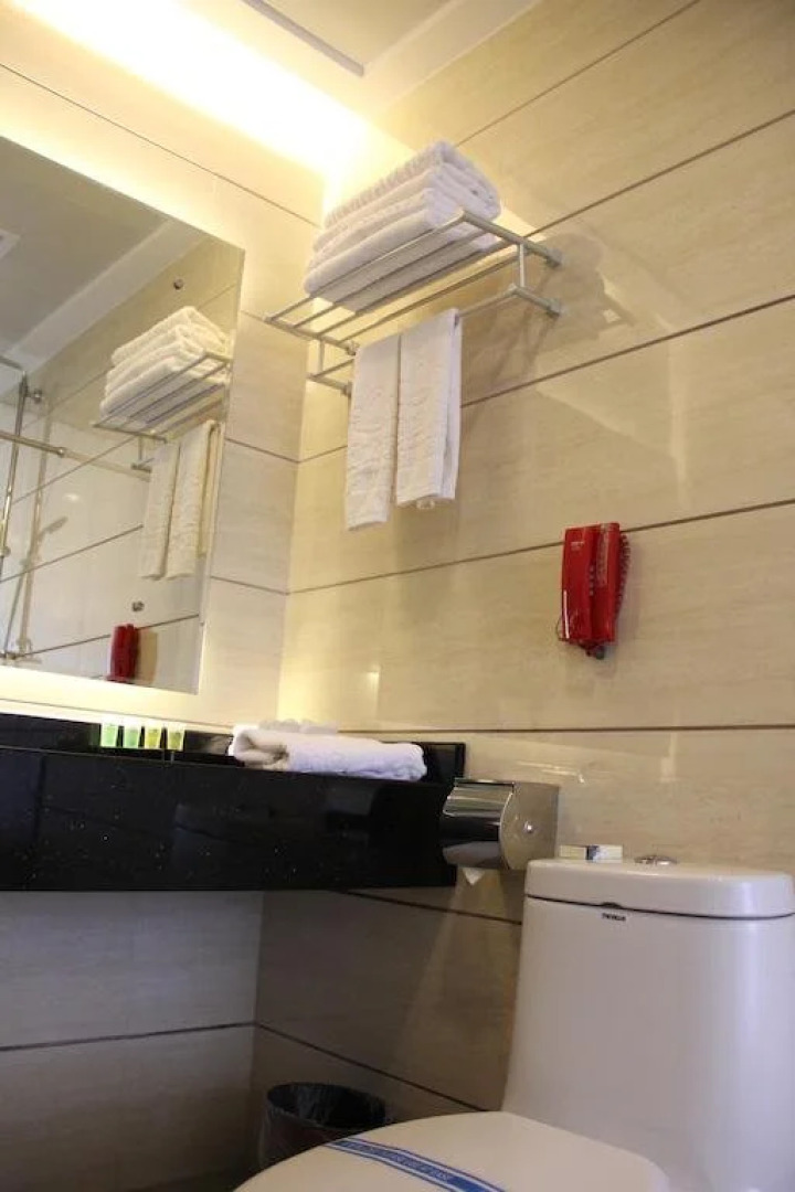 He Zhou Huang Yao Jiu Hu Shan Hotel