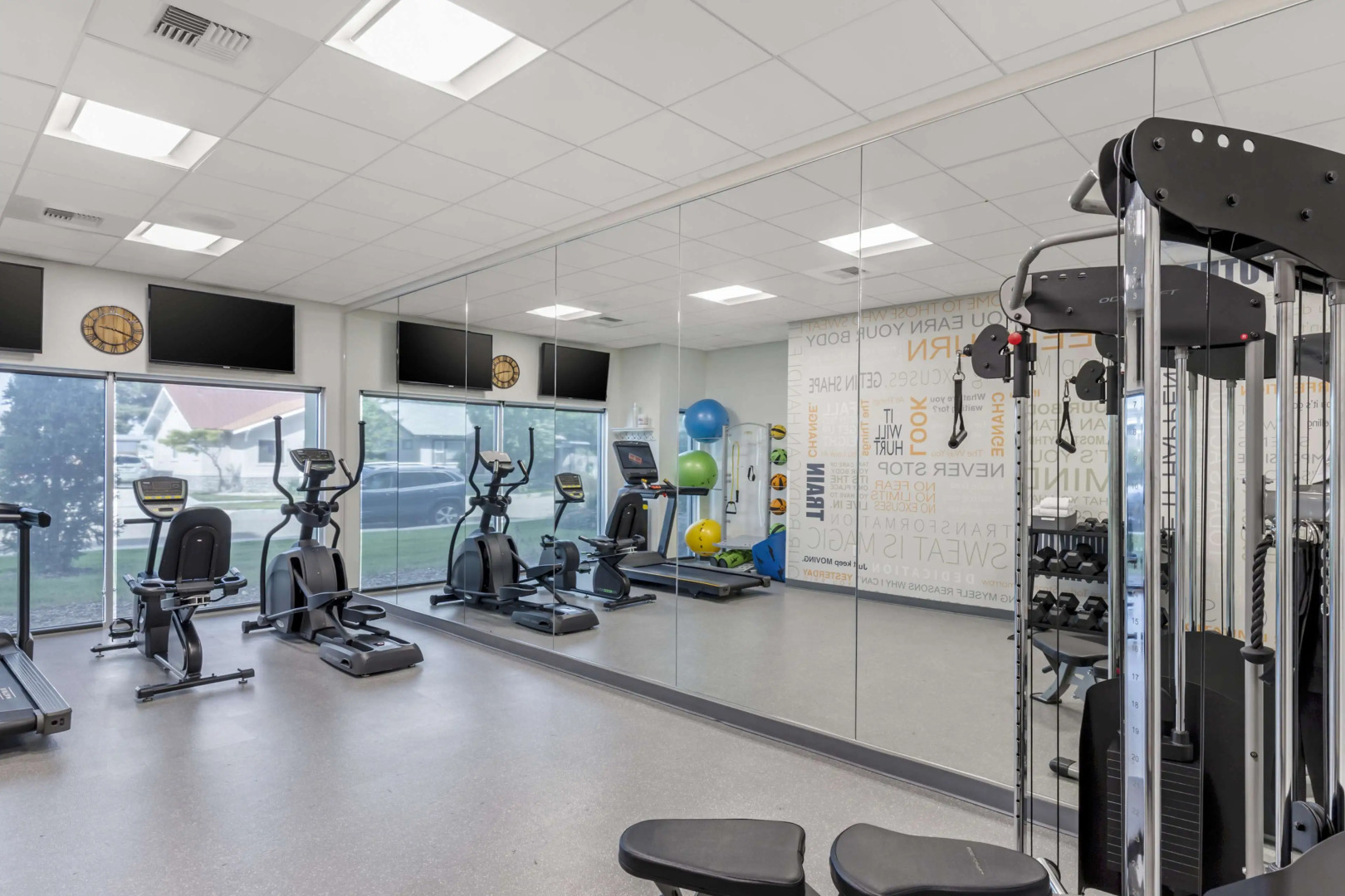 Best Western Plus Peppertree Nampa Civic Center Inn