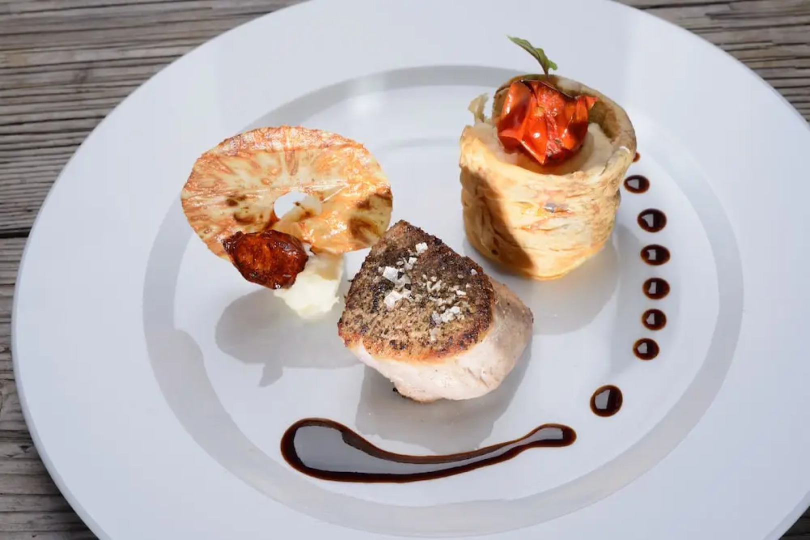 Eva Hof Lakeside Suites