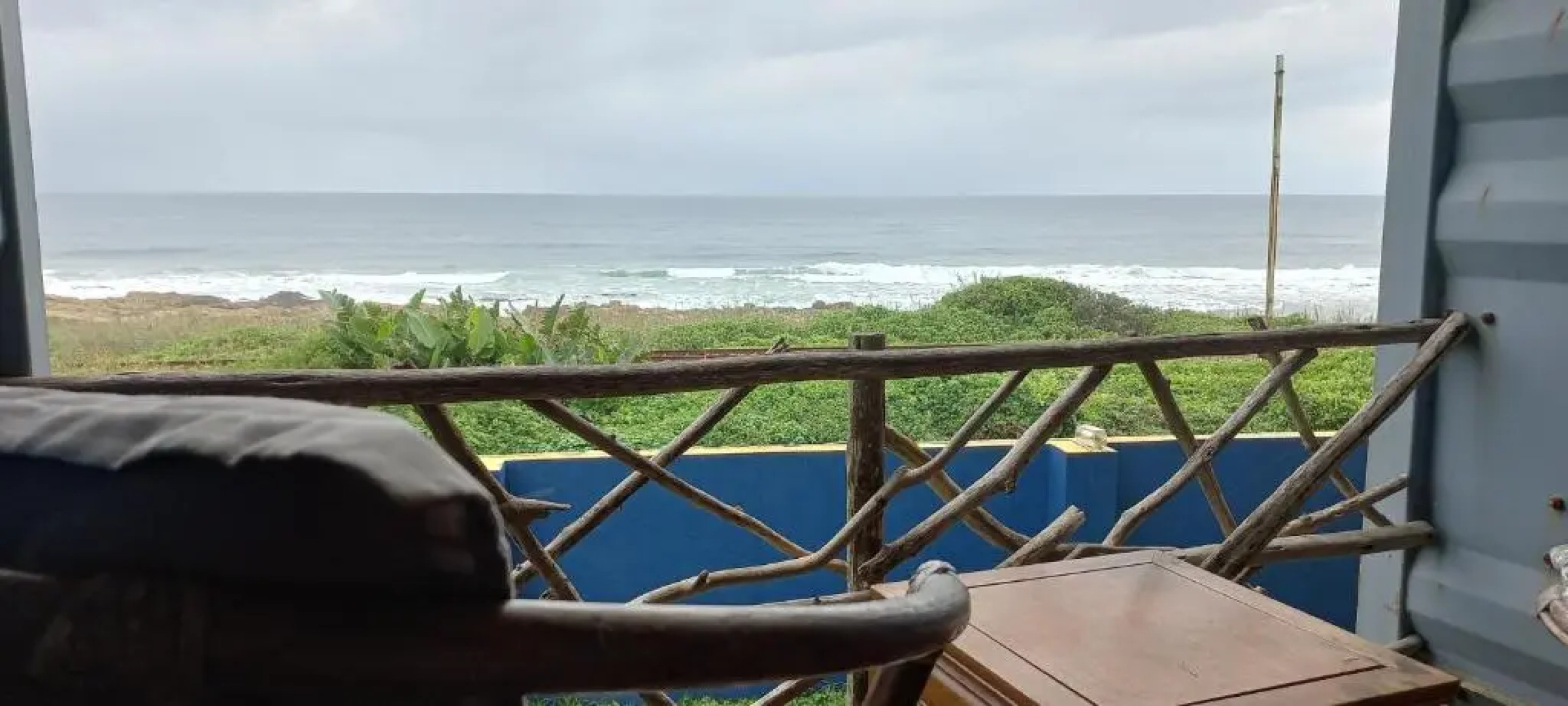 Blue Space Beach house