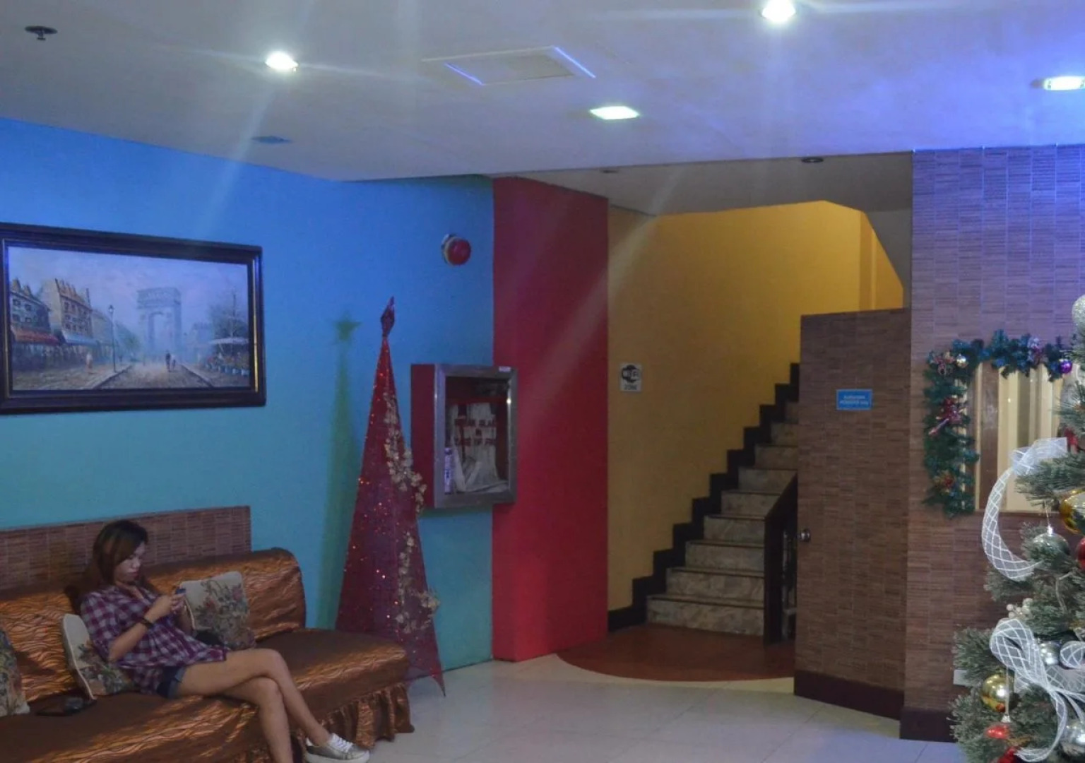 Cauayan Queen Jennifer Hotel